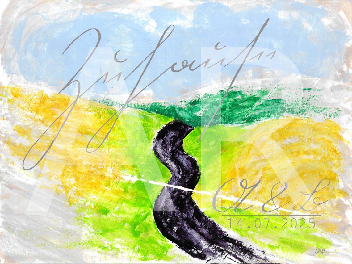 Beispiel personalisierter Print "Werrablick" mit dem Schriftzug "Zuhause" in Kurrentschrift im oberen Teil des Bildes, den Initialen "A & B" in Kurrentschrift im unteren rechten Teil des Bildes. Darunter Freitext "14.07.2025" in der Schriftart "Courier New". Schriftfarbe ist gedecktes Grau-Braun.