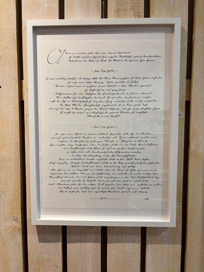 Bild "Alleine verreisen", Ausstellung in der Brot-Galerie 2026; Foto von Yvonne Lau, awo Göttingen